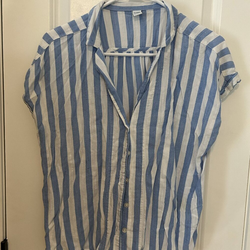 Blue and white stripe short sleeve button up